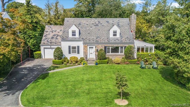 6 Rockwood Drive, Larchmont, NY 10538