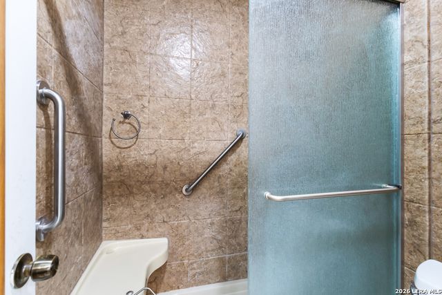 6714 Fair Lake Drive, San Antonio, TX 78244