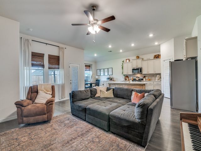 204 Whitetail Way, Caddo Mills, TX 75135