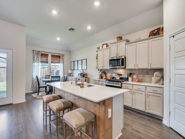 204 Whitetail Way, Caddo Mills, TX 75135