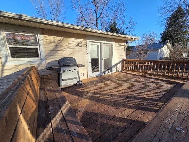 1025 Lake Shore Drive, Mt Vernon, IL 62864