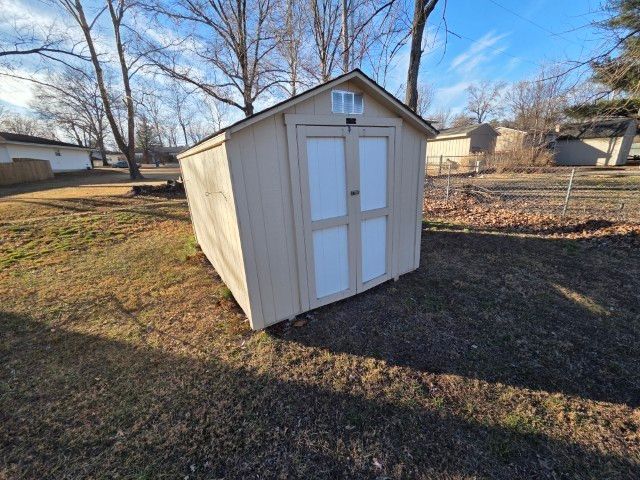 1025 Lake Shore Drive, Mt Vernon, IL 62864