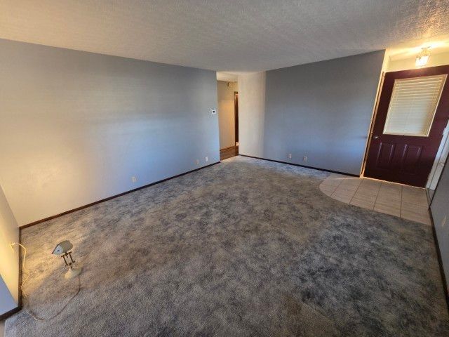 1025 Lake Shore Drive, Mt Vernon, IL 62864