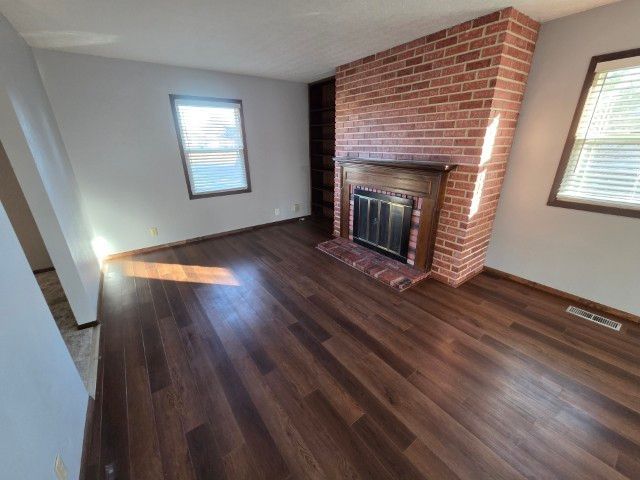 1025 Lake Shore Drive, Mt Vernon, IL 62864