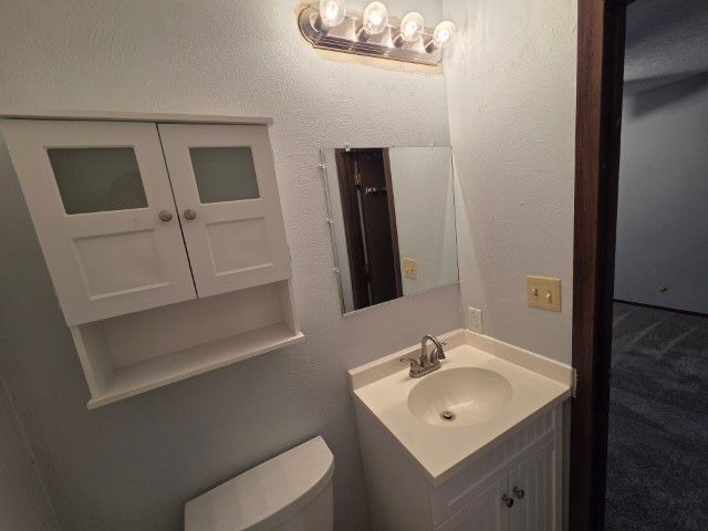 1025 Lake Shore Drive, Mt Vernon, IL 62864