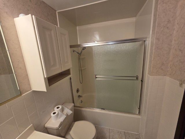 1025 Lake Shore Drive, Mt Vernon, IL 62864