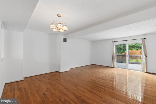 802 MEDINAH CIR, Westminster, MD 21158