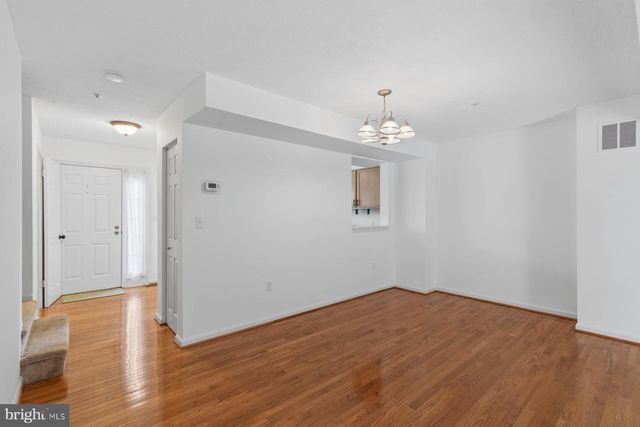 802 MEDINAH CIR, Westminster, MD 21158