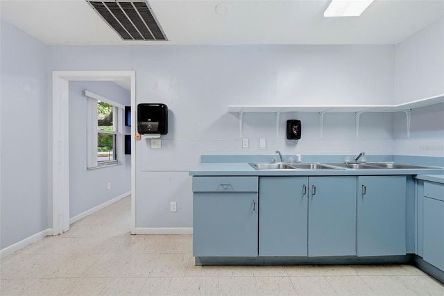 2886 WHITNEY ROAD, Clearwater, FL 33760