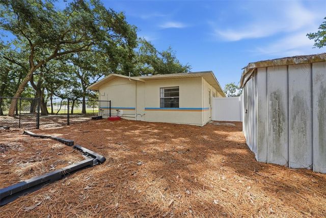 2886 WHITNEY ROAD, Clearwater, FL 33760