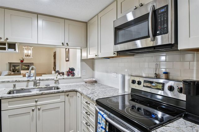 36750 US HIGHWAY 19 N 04102, Palm Harbor, FL 34684