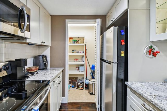 36750 US HIGHWAY 19 N 04102, Palm Harbor, FL 34684