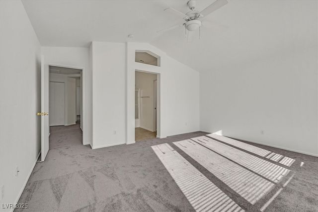 8817 Rising Creek Court, Las Vegas, NV 89148