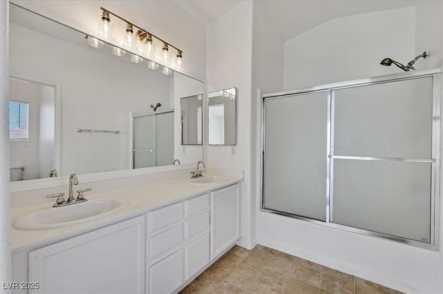 8817 Rising Creek Court, Las Vegas, NV 89148