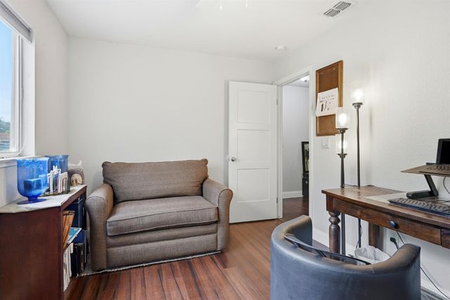 7831 River Estates Dr, Sacramento, CA 95831