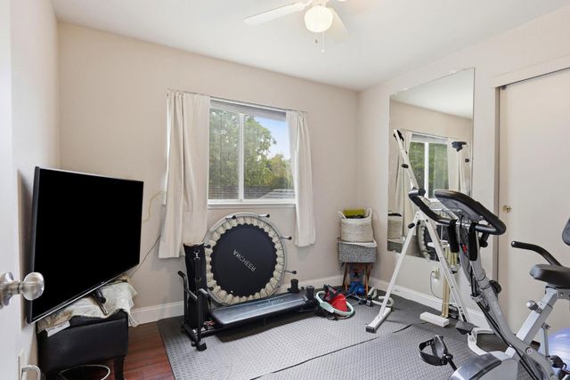 7831 River Estates Dr, Sacramento, CA 95831