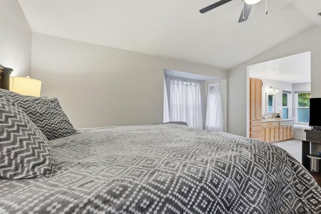 7831 River Estates Dr, Sacramento, CA 95831