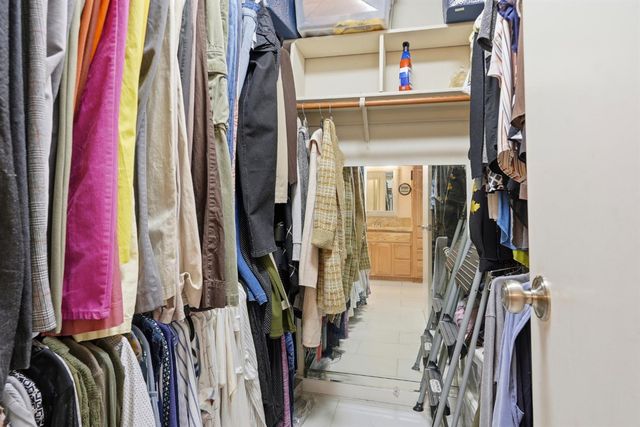 7831 River Estates Dr, Sacramento, CA 95831