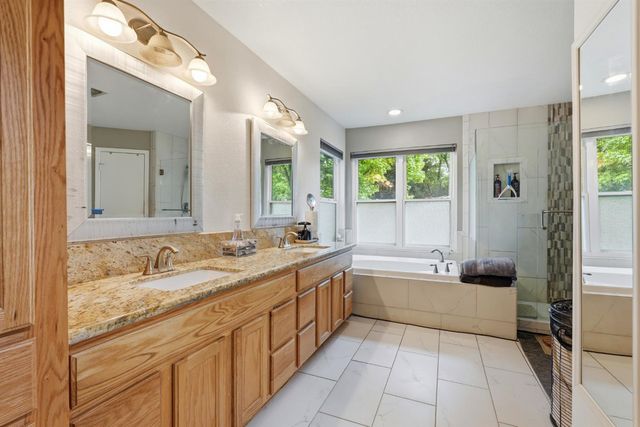 7831 River Estates Dr, Sacramento, CA 95831