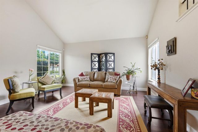 7831 River Estates Dr, Sacramento, CA 95831