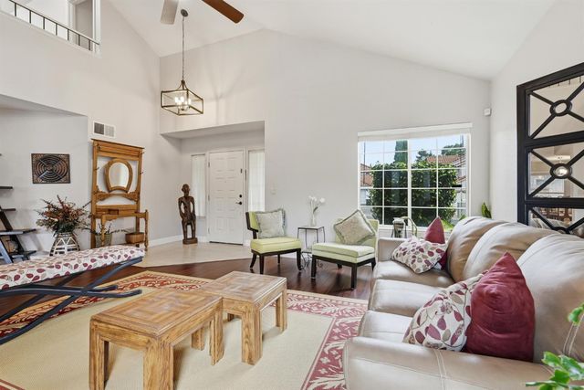 7831 River Estates Dr, Sacramento, CA 95831