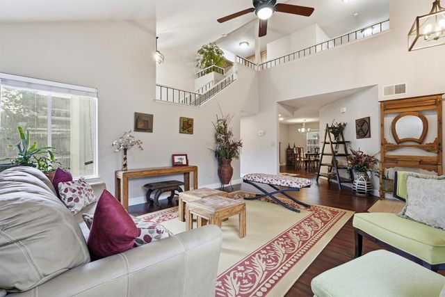 7831 River Estates Dr, Sacramento, CA 95831