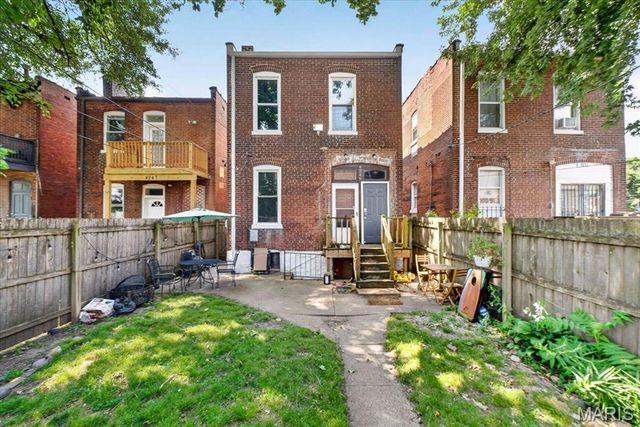 4249 Chouteau Avenue, St Louis, MO 63110