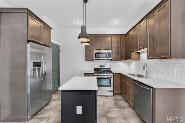 4249 Chouteau Avenue, St Louis, MO 63110