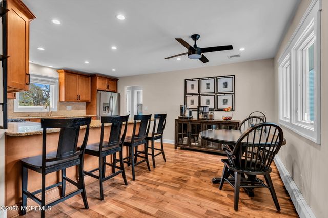 477 N Fox Avenue, Belford, NJ 07718