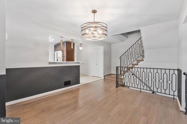 11852 SAINT TRINIANS CT, Reston, VA 20191