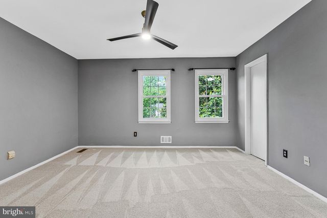 11852 SAINT TRINIANS CT, Reston, VA 20191