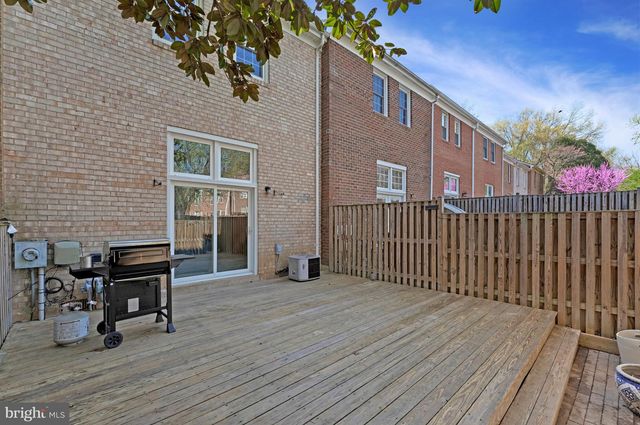 11852 SAINT TRINIANS CT, Reston, VA 20191