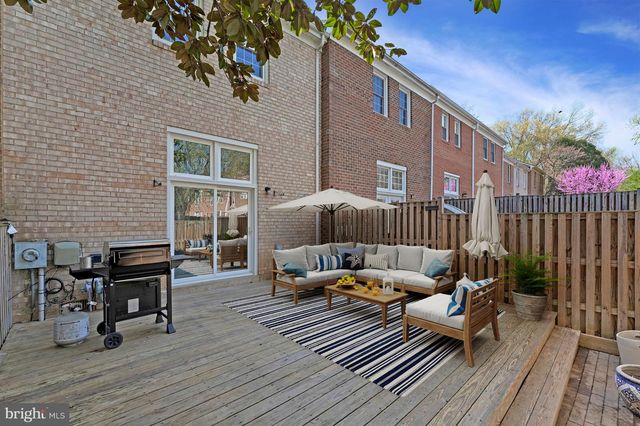 11852 SAINT TRINIANS CT, Reston, VA 20191