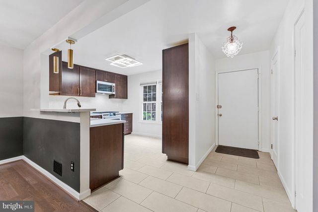 11852 SAINT TRINIANS CT, Reston, VA 20191
