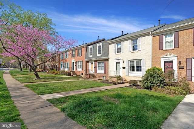 11852 SAINT TRINIANS CT, Reston, VA 20191
