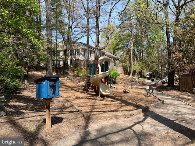 11852 SAINT TRINIANS CT, Reston, VA 20191