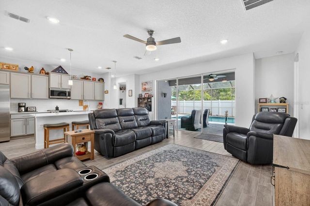 14 SEVILLE PLACE, Palm Coast, FL 32164