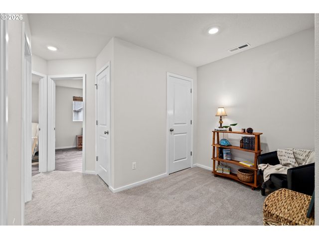 821 N 19TH Ave, Cornelius, OR 97113