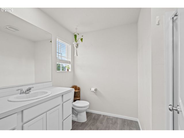 821 N 19TH Ave, Cornelius, OR 97113