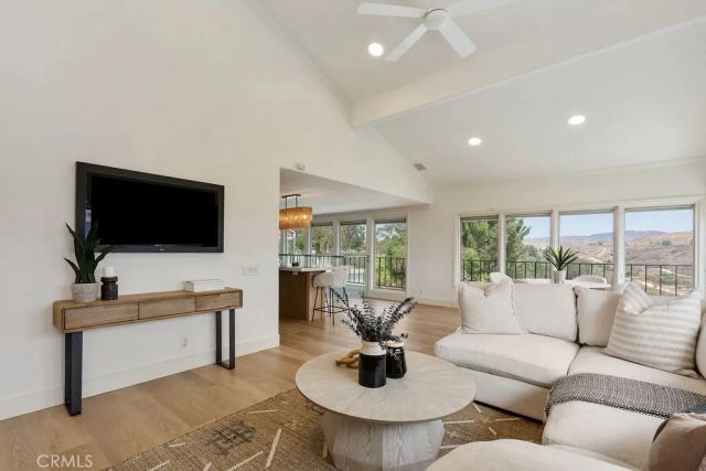 10181 Overhill Drive, North Tustin, CA 92705