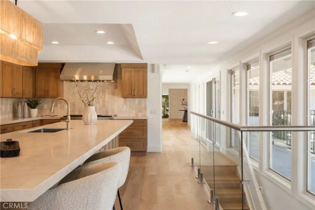 10181 Overhill Drive, North Tustin, CA 92705