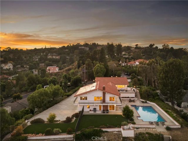 10181 Overhill Drive, North Tustin, CA 92705