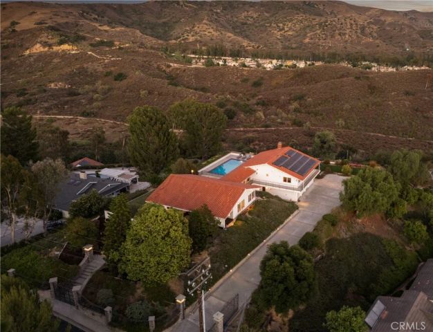 10181 Overhill Drive, North Tustin, CA 92705