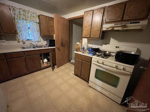 1500 N Hayne St, Pensacola, FL 32503