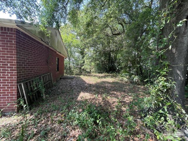 1500 N Hayne St, Pensacola, FL 32503