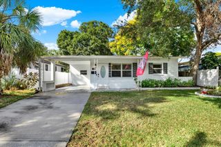 727 54TH AVENUE N, St Petersburg, FL 33703