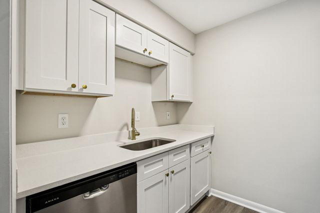 214 Old Hickory Blvd Apt 94, Nashville, TN 37221