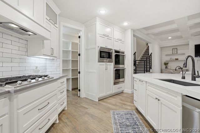 12015 S Urbana Avenue, Tulsa, OK 74137