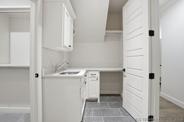 12015 S Urbana Avenue, Tulsa, OK 74137