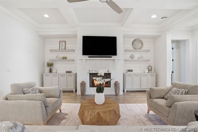 12015 S Urbana Avenue, Tulsa, OK 74137